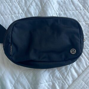 Lulu Lemon everywhere belt bag